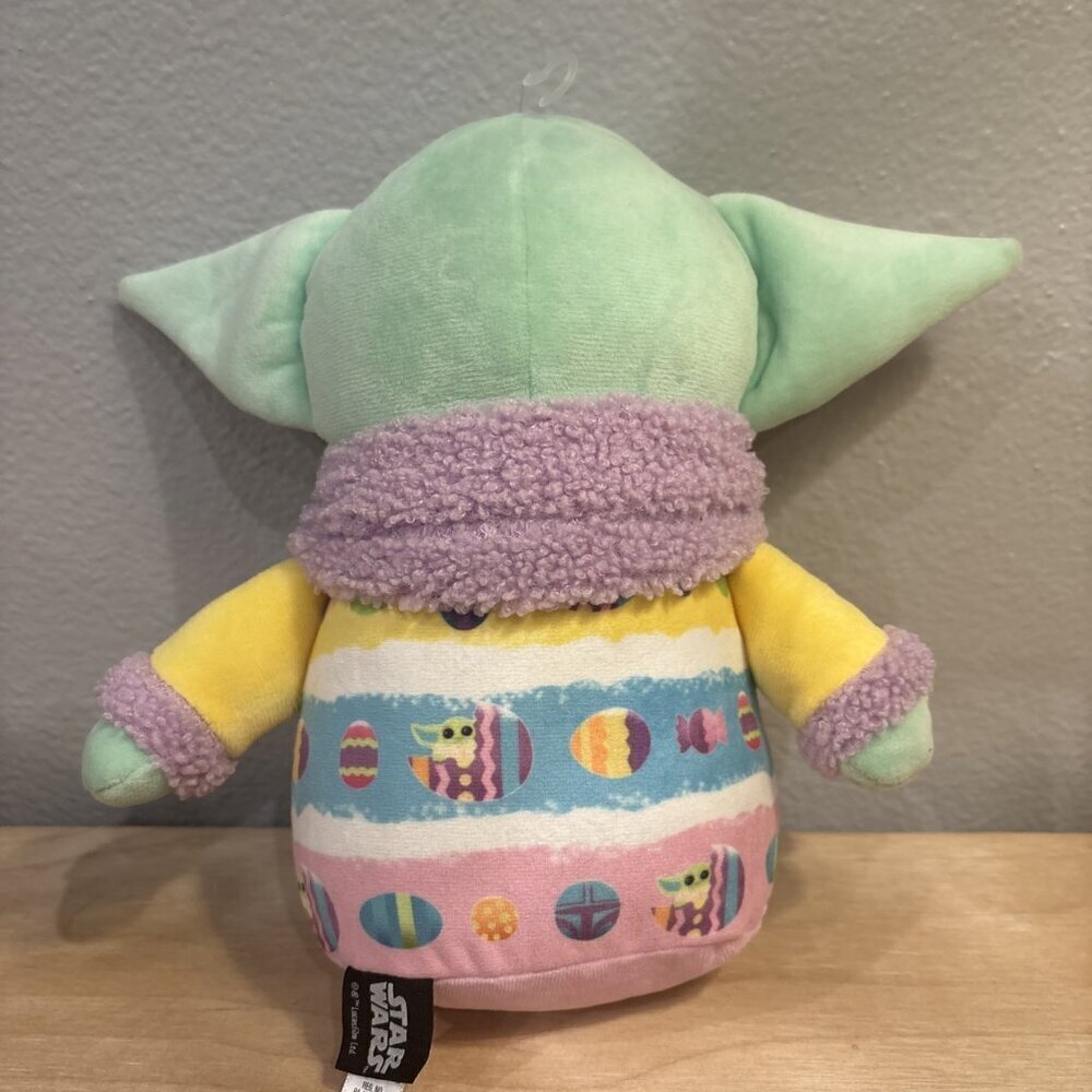 Star Wars: Mandalorian Baby Yoda Grogu Holiday Easter Egg Soft Plush Toy 2024 - Picture 5 of 6